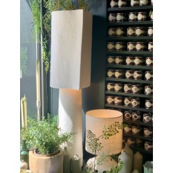 LAMPADAIRE 02 PAPIER MACHE - TERRE BLANCHE PAR MARIE MICHIELSSEN - L.40x P.27 xH.109 cm - SERAX