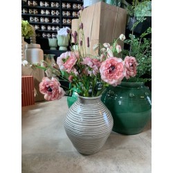 GRAND VASE OBLE - BLANC AVEC RAYURES HORIZONTALES NOIRES EMAILLE - NOORI