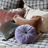 COUSSIN GOA POMPONS - THESSALIE - 30X40cm - LE MONDE SAUVAGE