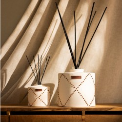 DIFFUSEUR A BATONNET CERAMIQUE NOMAD Blanc - Terra - DATTES - 500 ML - COTE BOUGIE