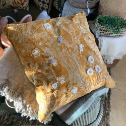 Coussin kanika Golden Sunlight - velours brodé à la main - 50x50 cm - TXP3670400