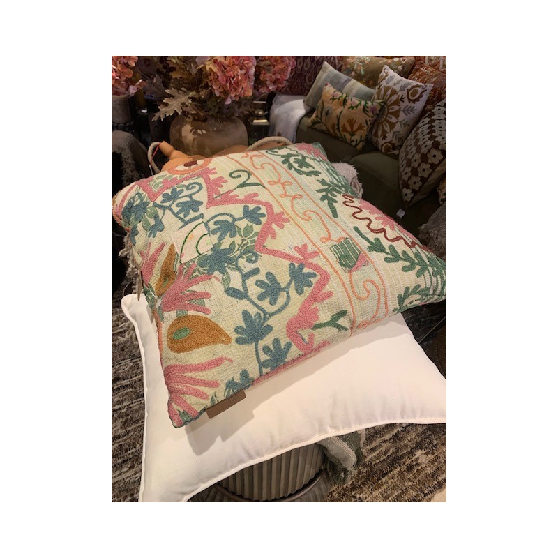 Y3049 - Coussin Suzani 50x50 cm- Vert d'eau-Rose - QUOTE COPENHAGEN