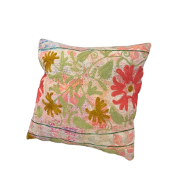 Y3022 - Coussin Suzani 50X50 CM - Rose-Vert-Corail - QUOTE COPENHAGEN