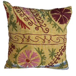 Y3072 - Coussin Suzani 50x50 cm- Jaune-Rose-Bordeaux  - QUOTE COPENHAGEN