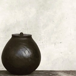 DAISY BOITE AVEC COUVERCLE - BLACK ANTIQUE - D.25xH.25cm - NOORI